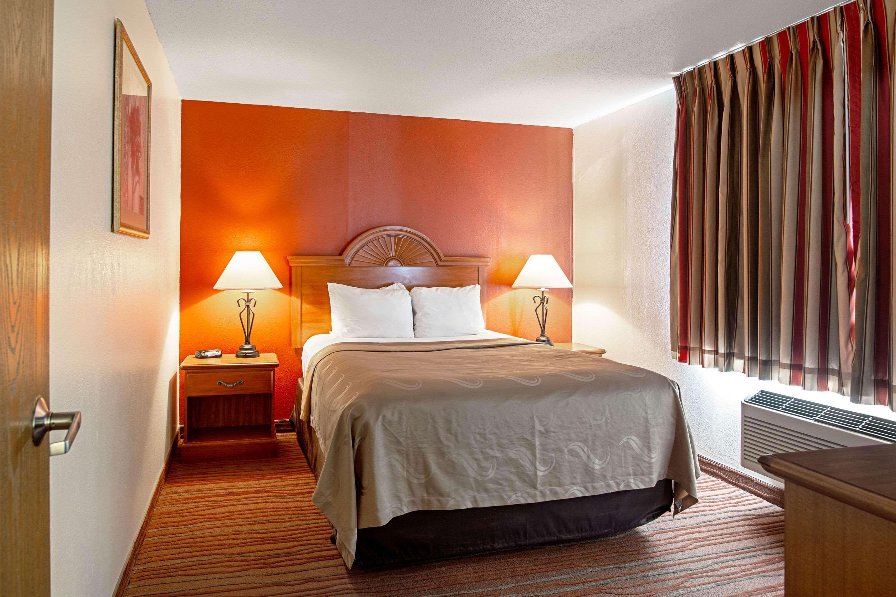 Quality Inn Aberdeen Exteriör bild