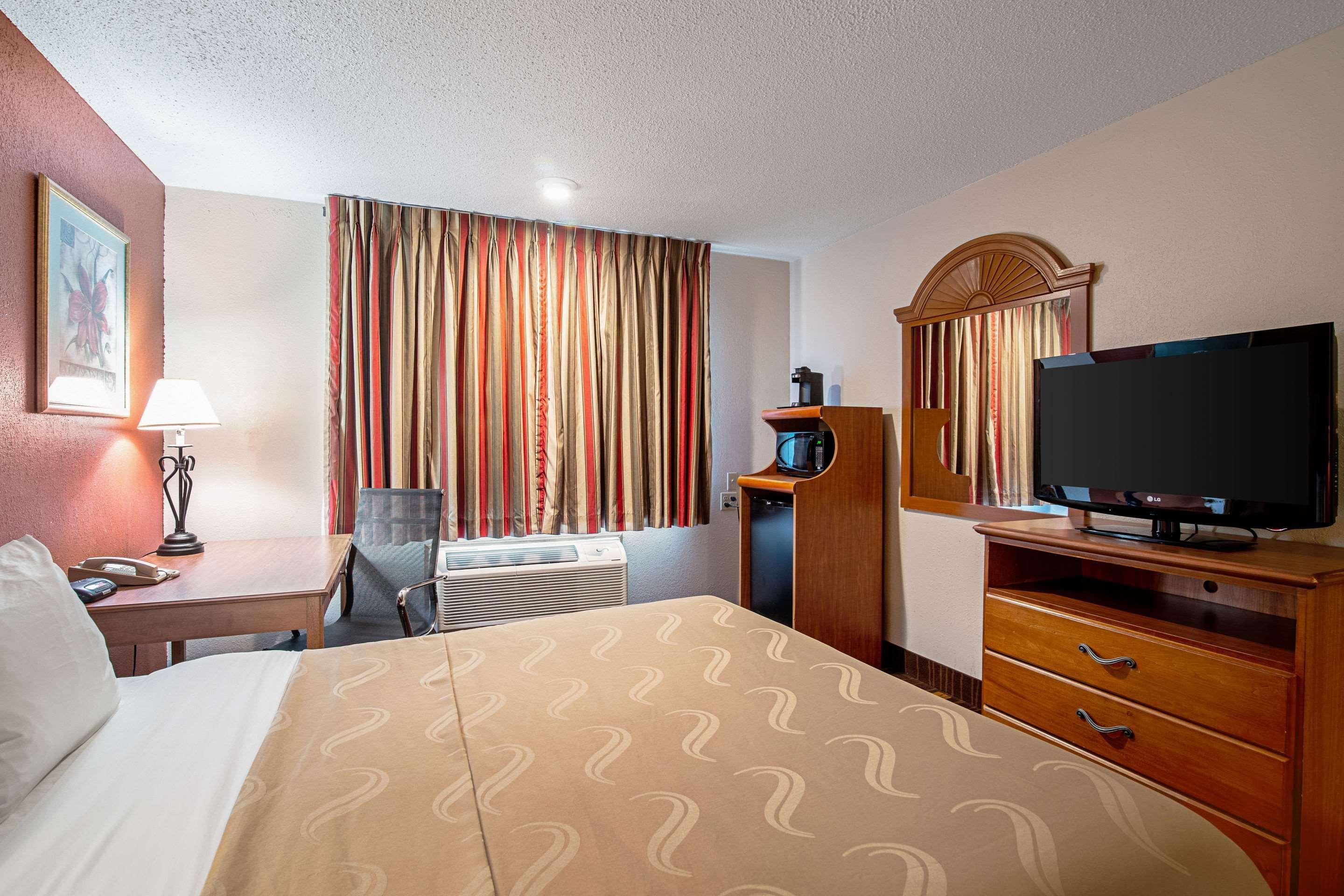 Quality Inn Aberdeen Exteriör bild